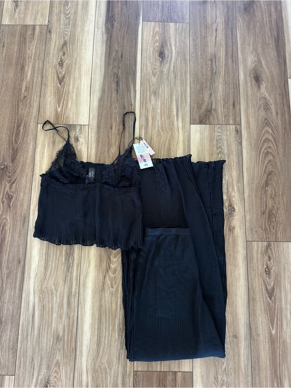 Victoria Secret bluebella women’s Black Cami and Wide Leg Pant Set size 6